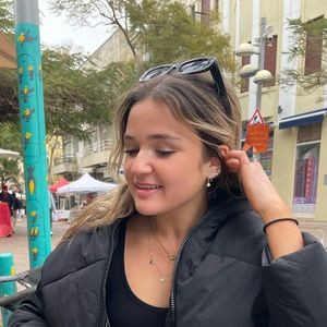 Meet your Posher, Sophia